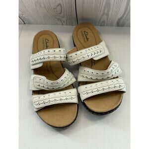 CLARKS Women  White LAURIEANN Cove Slip On WIDTH SLIP ON SANDALS, Size 9.5
